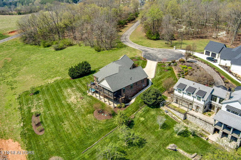 154 Song Sparrow Ln, Vonore, TN 37885