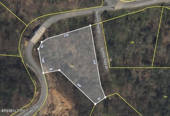 154 Summit Trails Dr, Sevierville, TN 37862