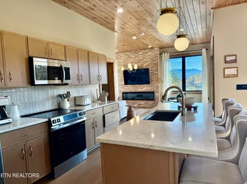 1540 Bear Valley Rd, Sevierville, TN 37876