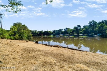 1541 Chandler Station Rd, Louisville, TN 37777