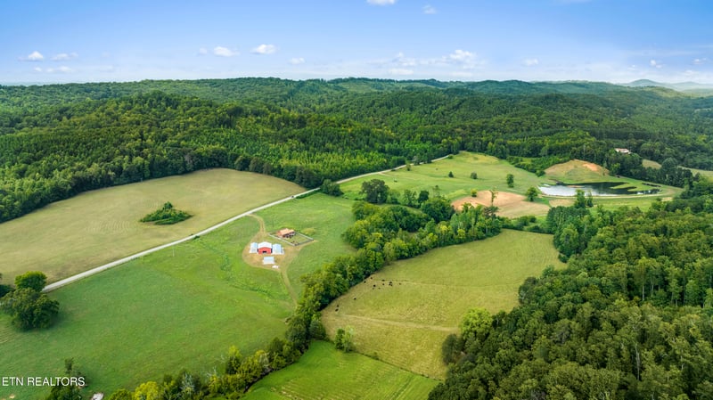 1541 Dogtown Rd, Ten Mile, TN 37880