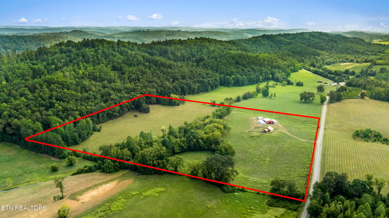 1541 Dogtown Rd, Ten Mile, TN 37880