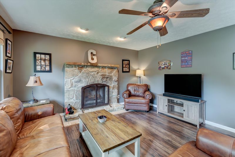 1541 Marconi Dr, Knoxville, TN 37909