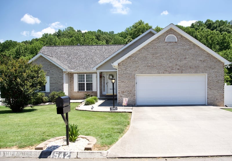 1542 Mandrell Dr #6628, Knoxville, TN 37918