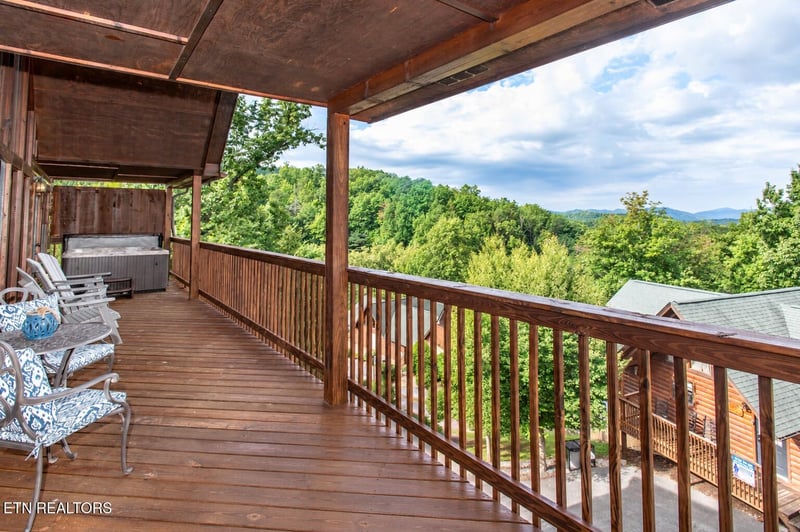 1543 Boo Boos Way, Sevierville, TN 37862