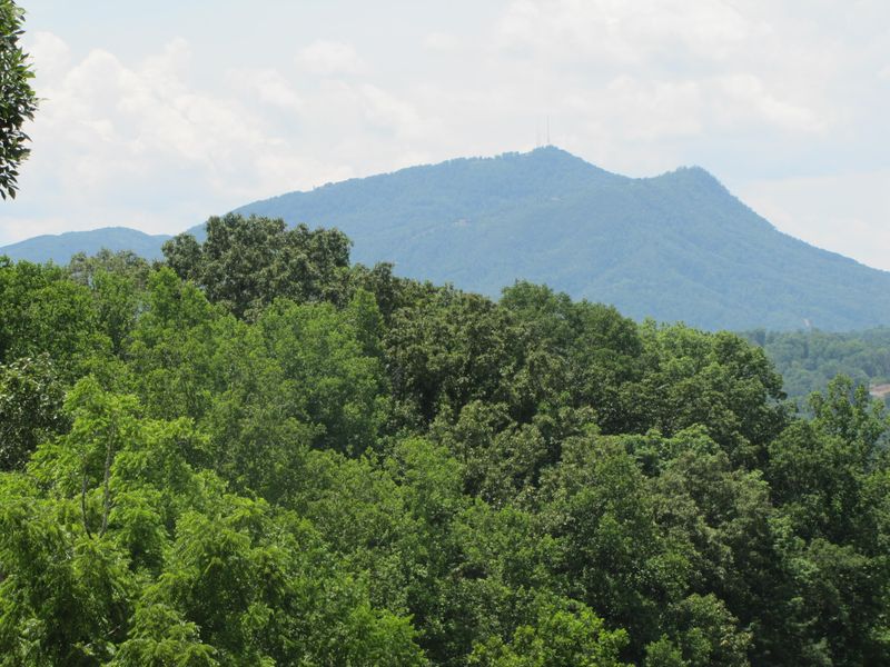 1544 Rainbow Ridge Way, Sevierville, TN 37876