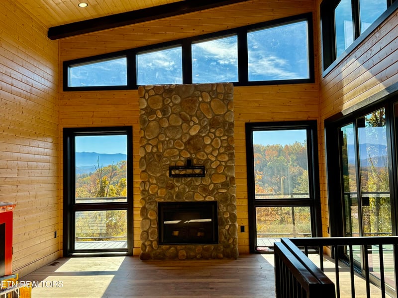 1546 Bear Valley Rd, Sevierville, TN 37876
