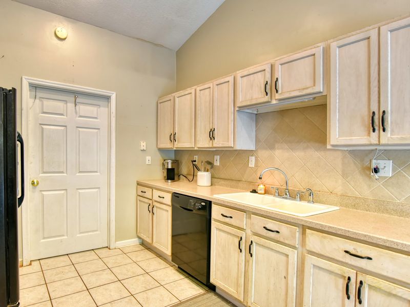 1549 Huffs Ferry Rd, Loudon, TN 37774