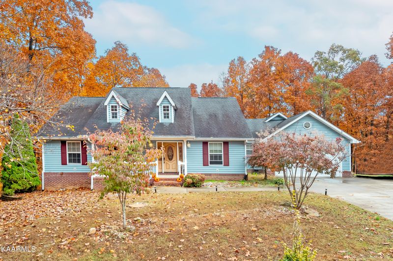 155 Barrington Pl, Rockwood, TN 37854