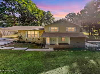 155 Chestnut Hill Rd, Harriman, TN 37748