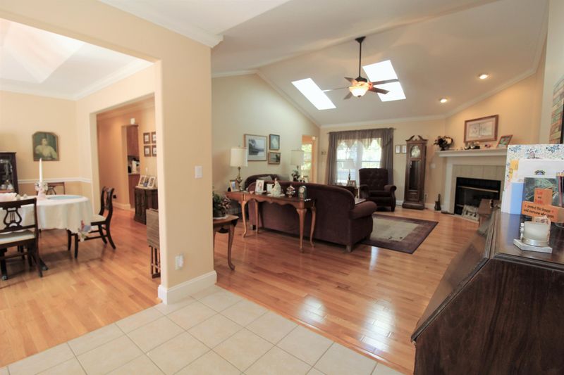 155 Cromwell Ln, Fairfield Glade, TN 38558