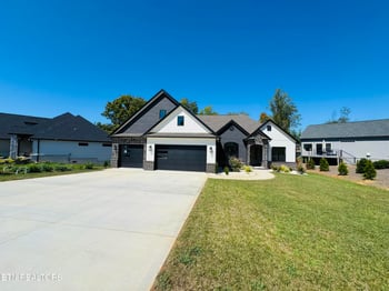 155 Elokwa Way, Loudon, TN 37774
