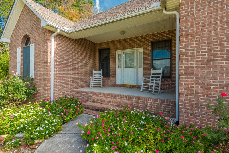 155 Lakeside Dr, Kingston, TN 37763