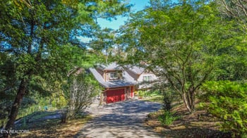 155 Lakeview Cir, Clinton, TN 37716