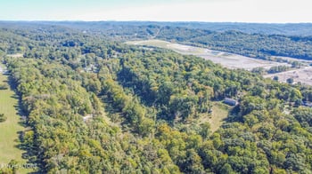 155 Lakeview Cir, Clinton, TN 37716