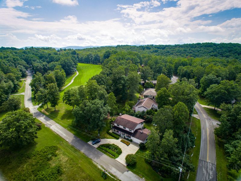 155 Lisa Ln, Fairfield Glade, TN 38558