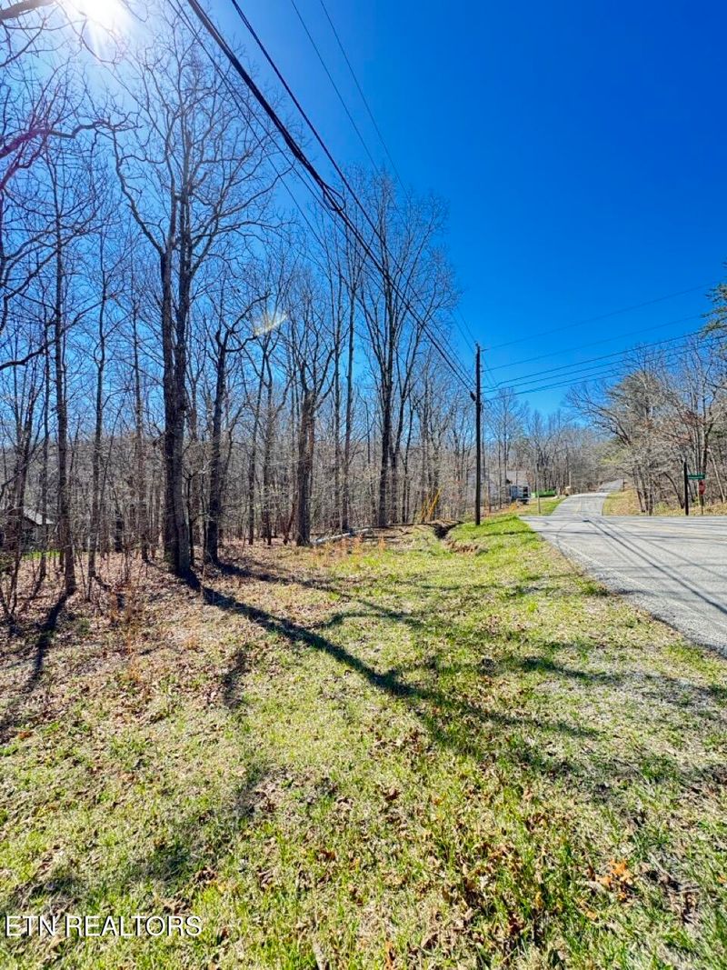 155 Manchester Rd, Crossville, TN 38558