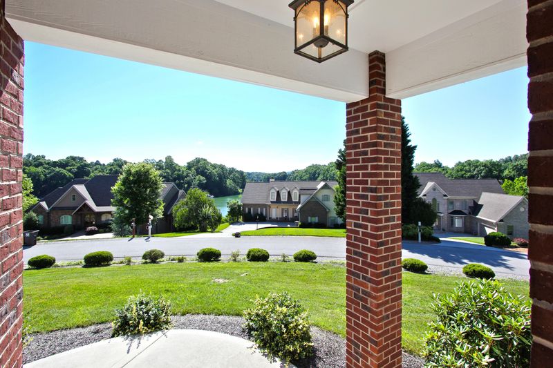 155 Oonoga Way, Loudon, TN 37774