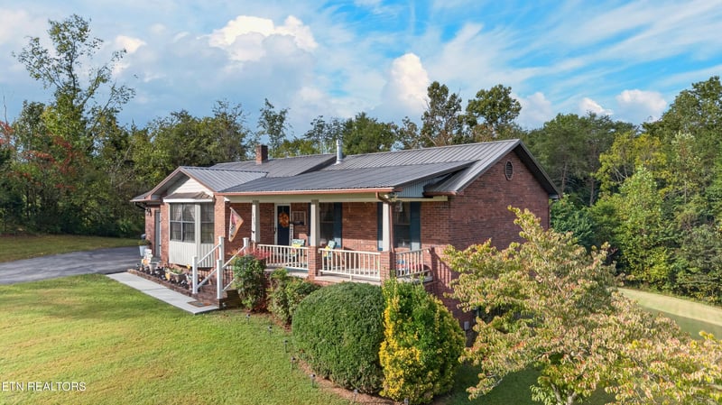 155 Paradise Valley, Bean Station, TN 37708