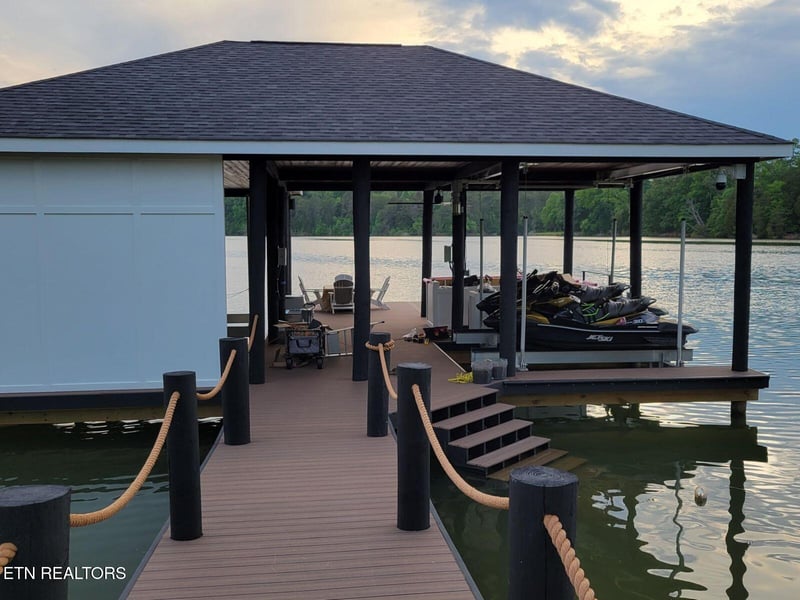 155 Pineberry Dr, Vonore, TN 37885