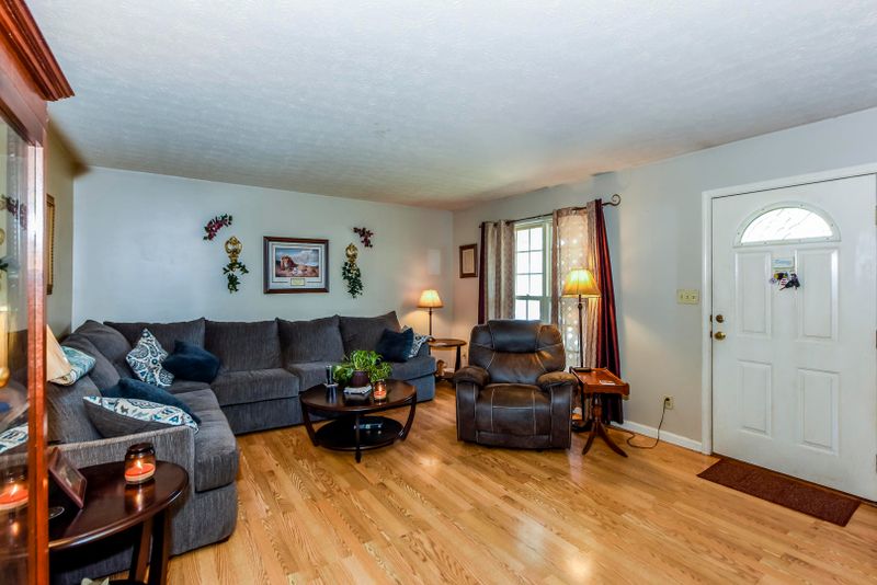 155 Pleasant View Loop, Clinton, TN 37716