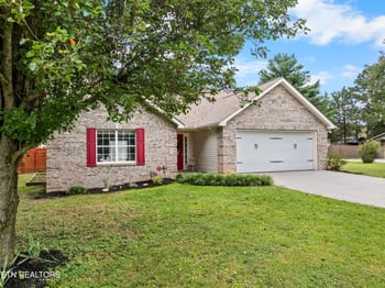 155 Ruth St, Corryton, TN 37721