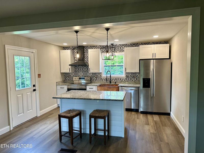 155 Trail View Dr, Loudon, TN 37774