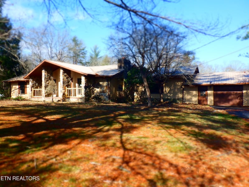 1550 Genesis Rd, Lancing, TN 37770