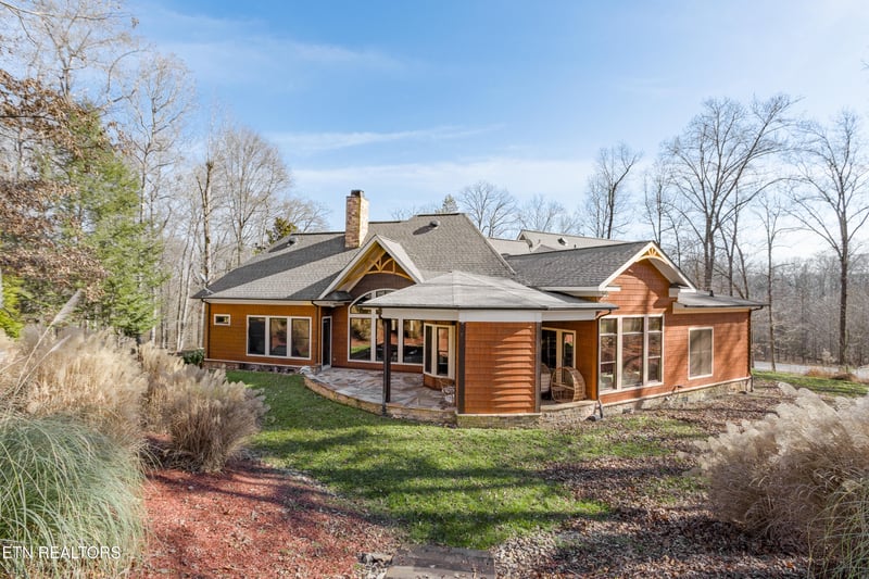 1550 New Hope Rd, Rockwood, TN 37854