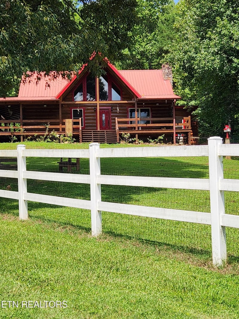 1551 Belltown Rd, Tellico Plains, TN 37385