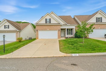 1551 Graybrook Ln, Knoxville, TN 37920