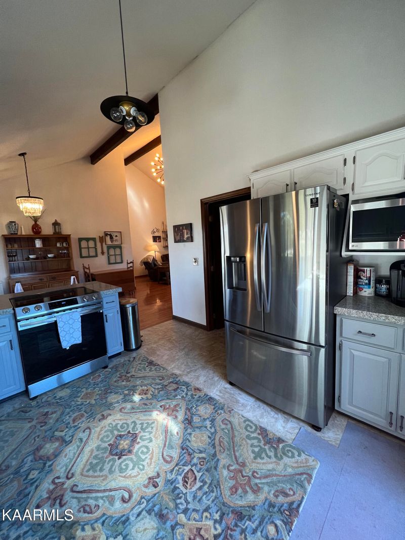 1551 Somerset Ln, Sevierville, TN 37862