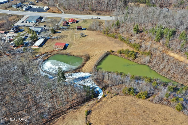 1552 Baker Hwy, Huntsville, TN 37756
