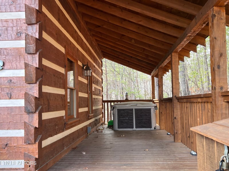 1554 Bear Valley Rd, Sevierville, TN 37876