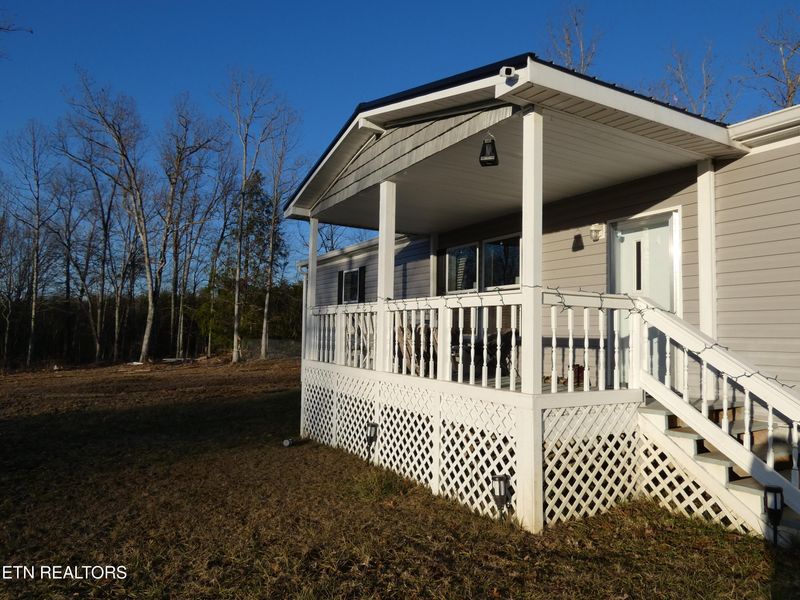 1554 George Branch Dr, Monterey, TN 38574