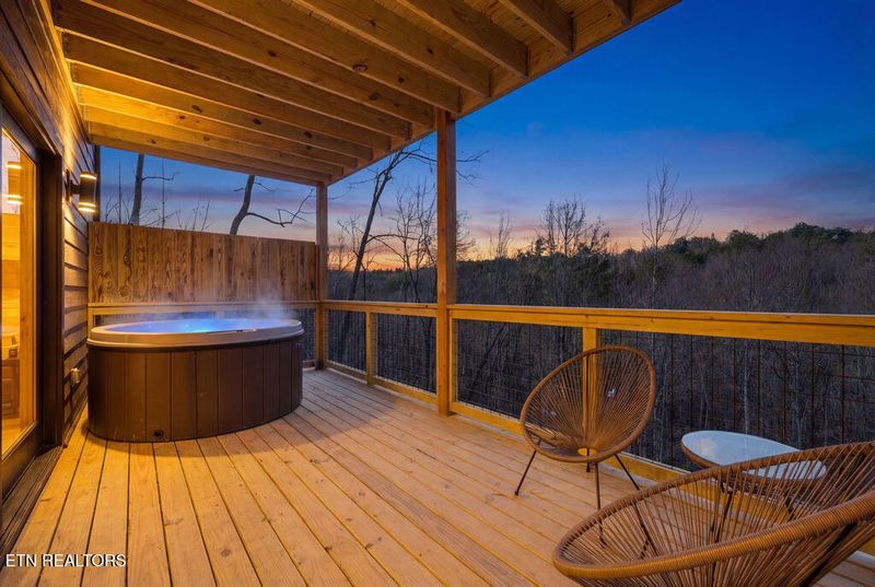 1559 Sky View Dr, Sevierville, TN 37876