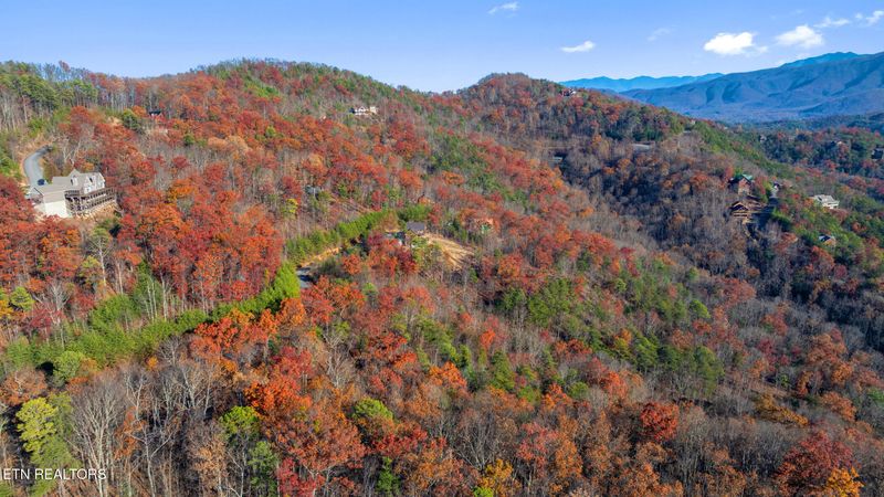 155E Harmony Hill Ln, Sevierville, TN 37862