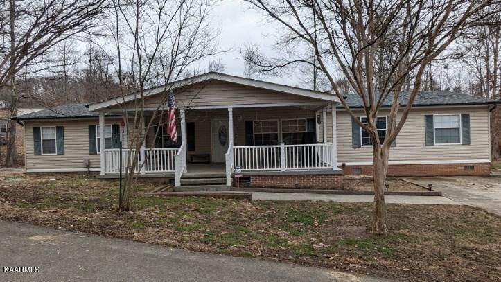 156 Cutters Ln, Clinton, TN 37716