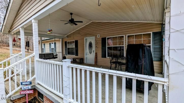 156 Cutters Ln, Clinton, TN 37716