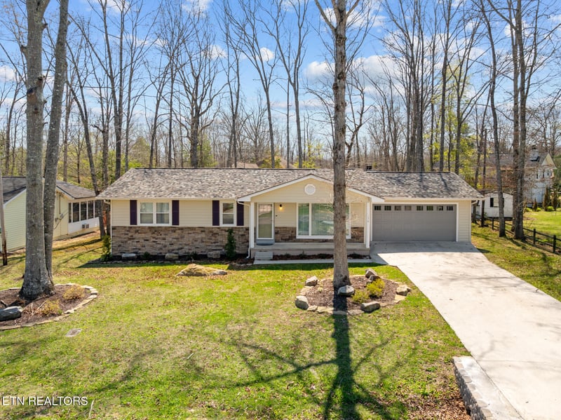 156 Dovenshire Dr, Fairfield Glade, TN 38558