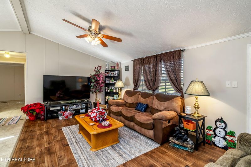 156 Druid Hill Rd, Tellico Plains, TN 37385