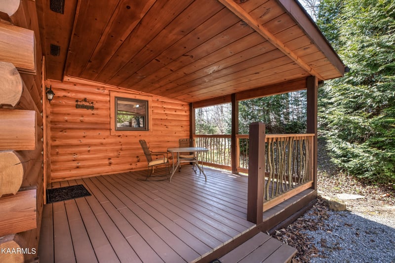 156 Dun Rovin Ln, Jacksboro, TN 37757