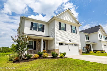 156 E Elderberry St, Oak Ridge, TN 37830