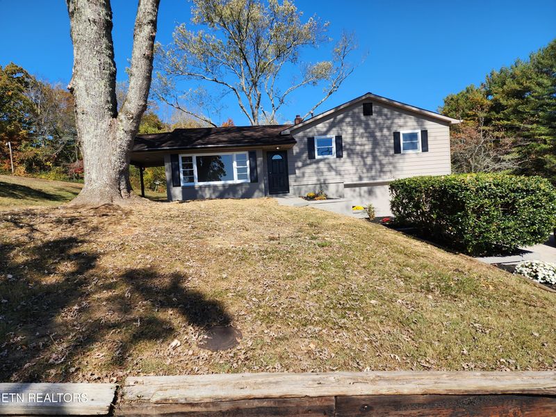 156 Hudson Ln, Clinton, TN 37716