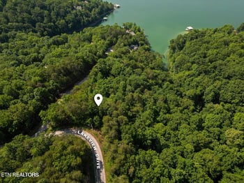 156 Lakeview Dr, Sharps Chapel, TN 37866