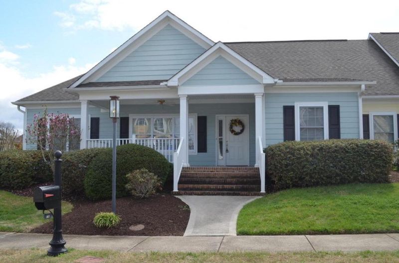 156 Liberty Ct, Oak Ridge, TN 37830