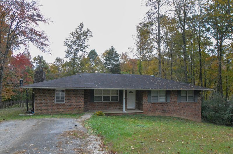 156 Scott Rd, Harriman, TN 37748