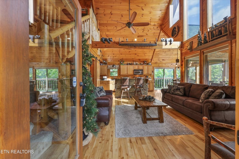 1560 Starwood Way, Sevierville, TN 37862