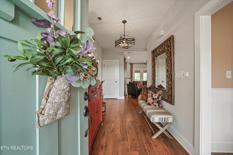 1566 Mills St, Alcoa, TN 37701