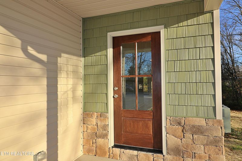 157 Bromma Ln, Oneida, TN 37841